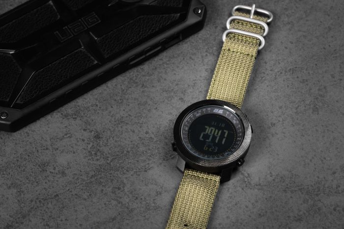 Тактичний годинник 2E Trek Pro Black-Green з компасом, барометром та крокоміром