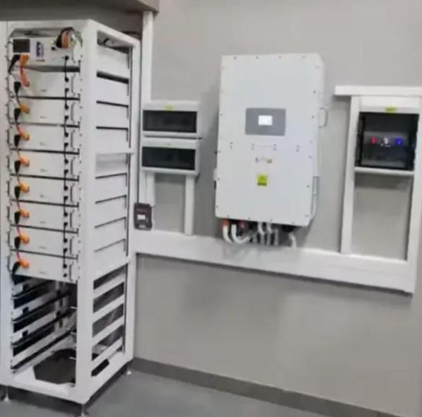 Інвертор Deye SUN-25K-SG01HP3-EU-AM2 високовольтний трифазний чиста синусоїда